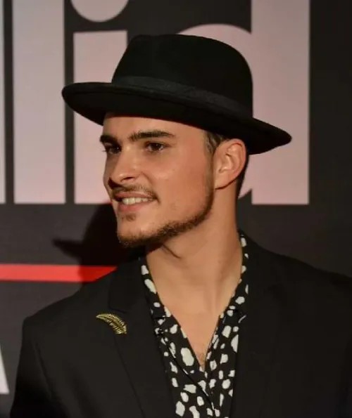 Augusto Schuster y el astrónomo José Maza son los protagonistas del Circo Kósmico de Jumbo